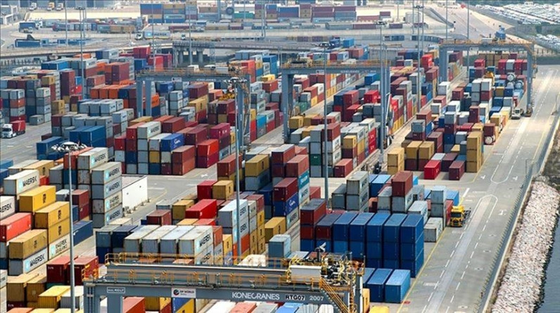 صادرات تركيا  إلى دول الجوار تنمو 11.6 بالمئة